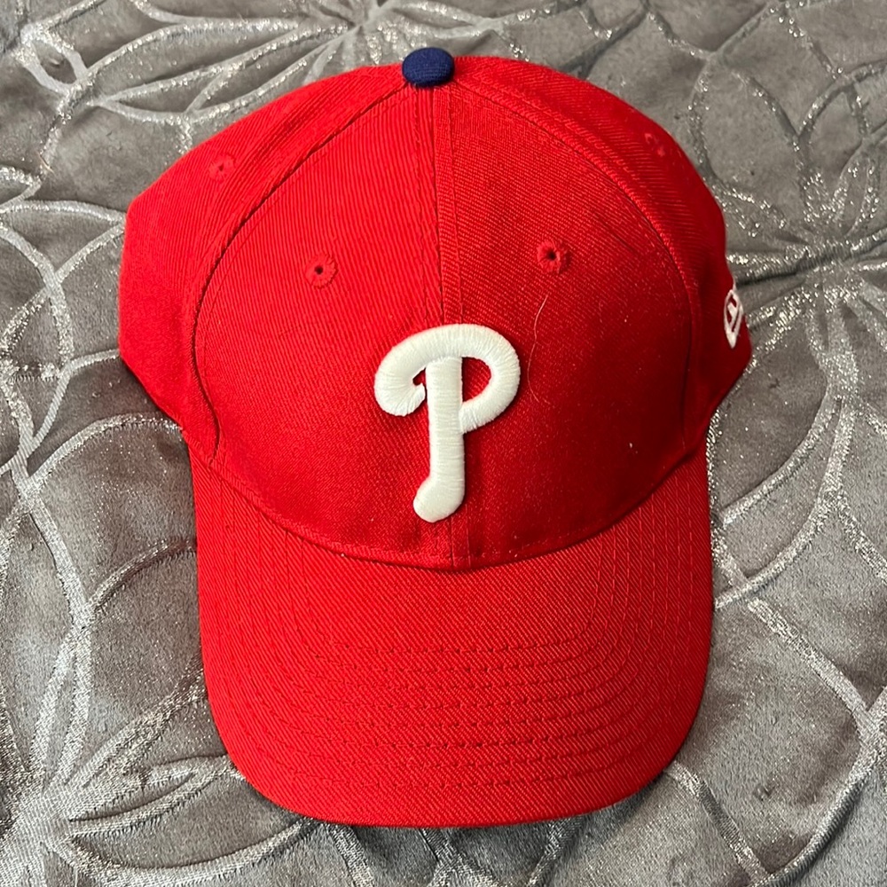 New Era adjustable Phillies adult male baseball cap
